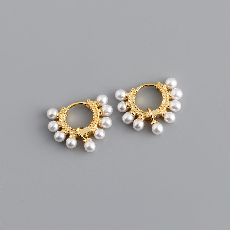 Orecchini a bottone oro/argento con cerchio di perle