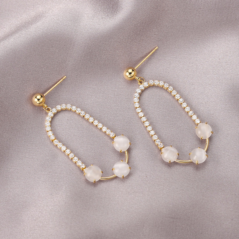 Orecchini Art-Decò con perle e strass